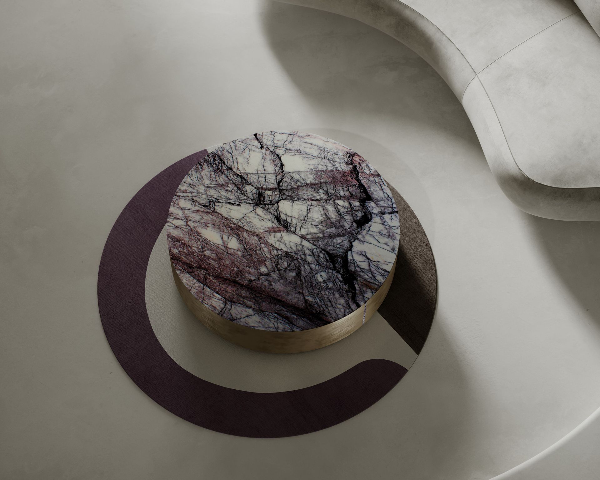 Table basse à plateau blanc en marbre Lilac et socle laiton