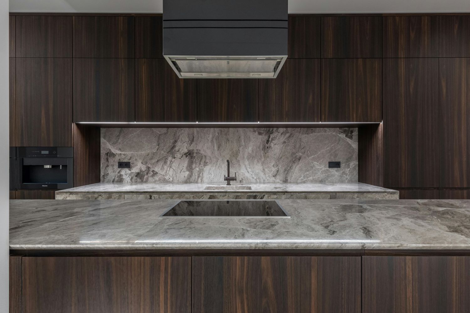 Image quartzite