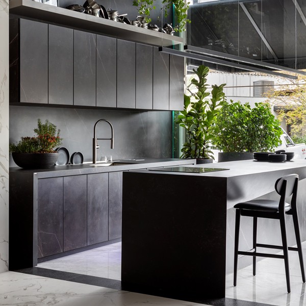 Réalisation n°7 du plan de travail Kelya en Ceramique Dekton