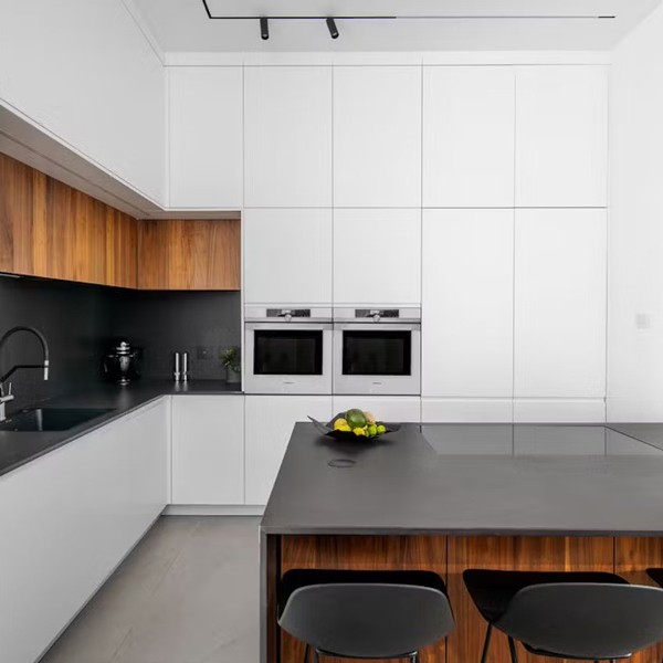 Réalisation n°4 du plan de travail Sirius en Ceramique Dekton