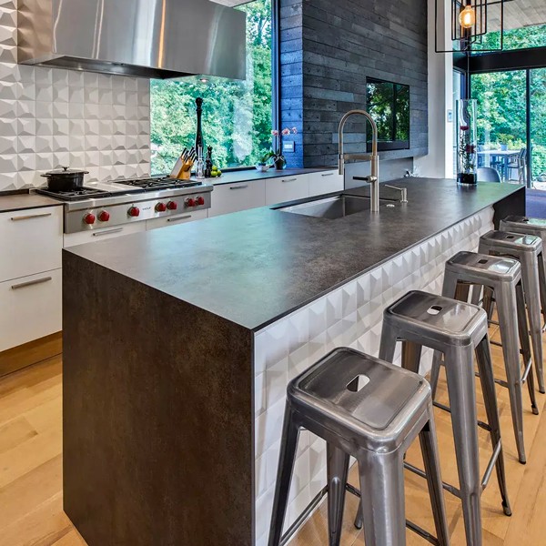 Réalisation n°4 du plan de travail Iron Copper en Ceramique Neolith The Size