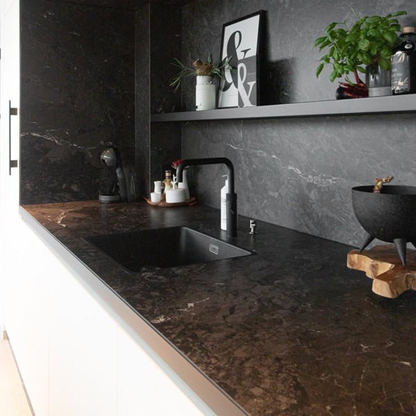 Réalisation n°7 du plan de travail Layla en Ceramique Neolith The Size