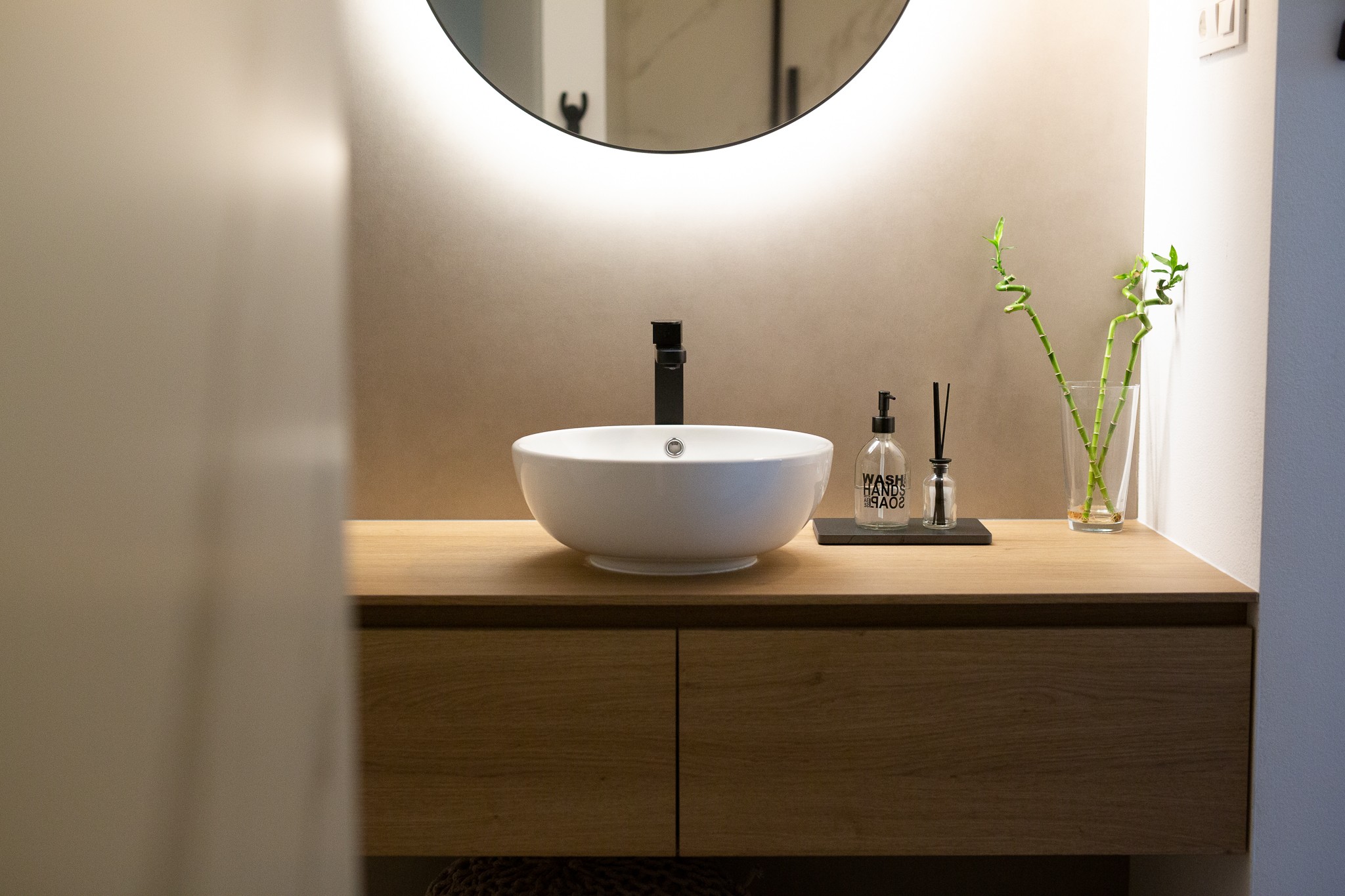 Réalisation n°3 du plan de travail Pietra di Luna en Ceramique Neolith The Size