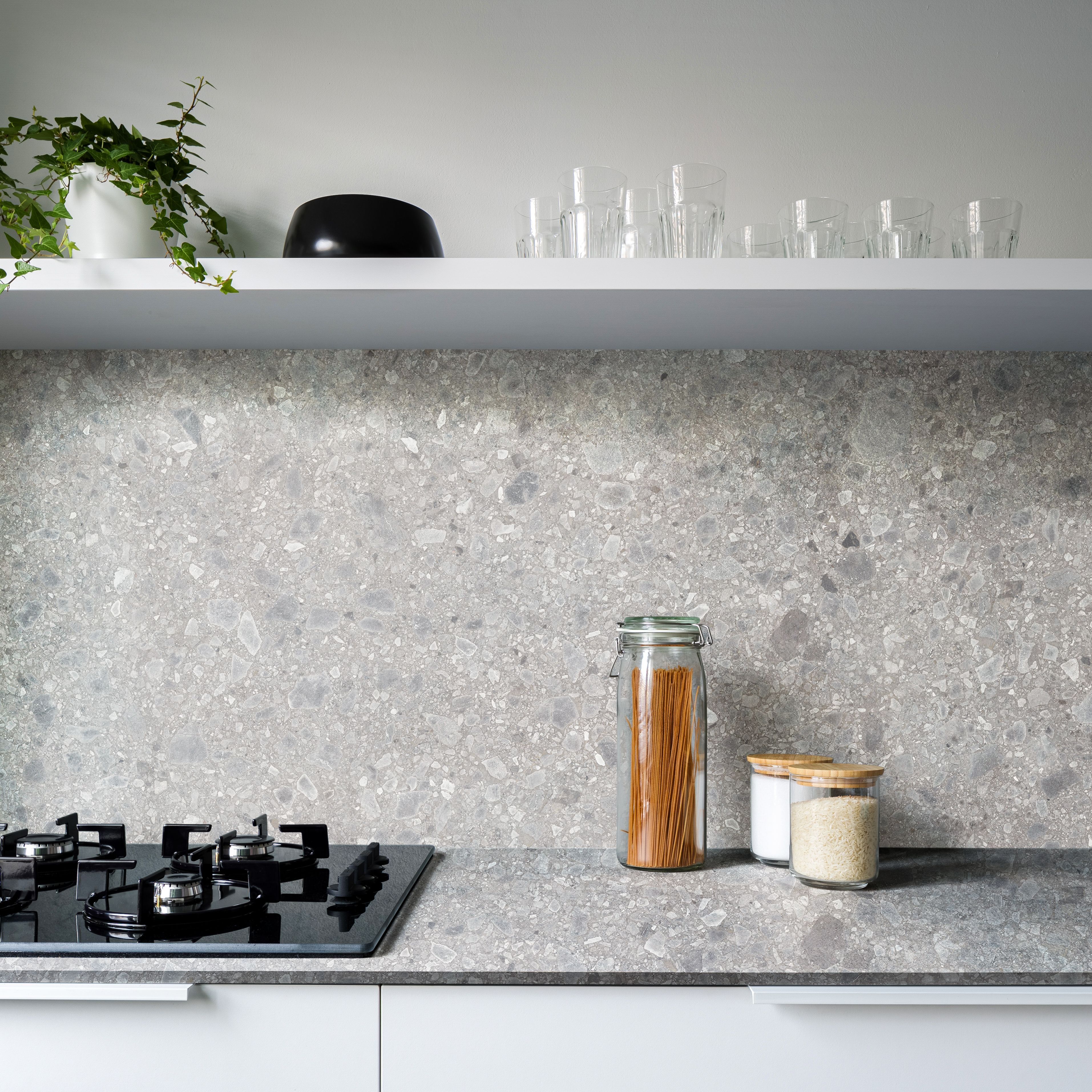 Réalisation n°3 du plan de travail Terrazzo Ceppo en Ceramique Neolith The Size