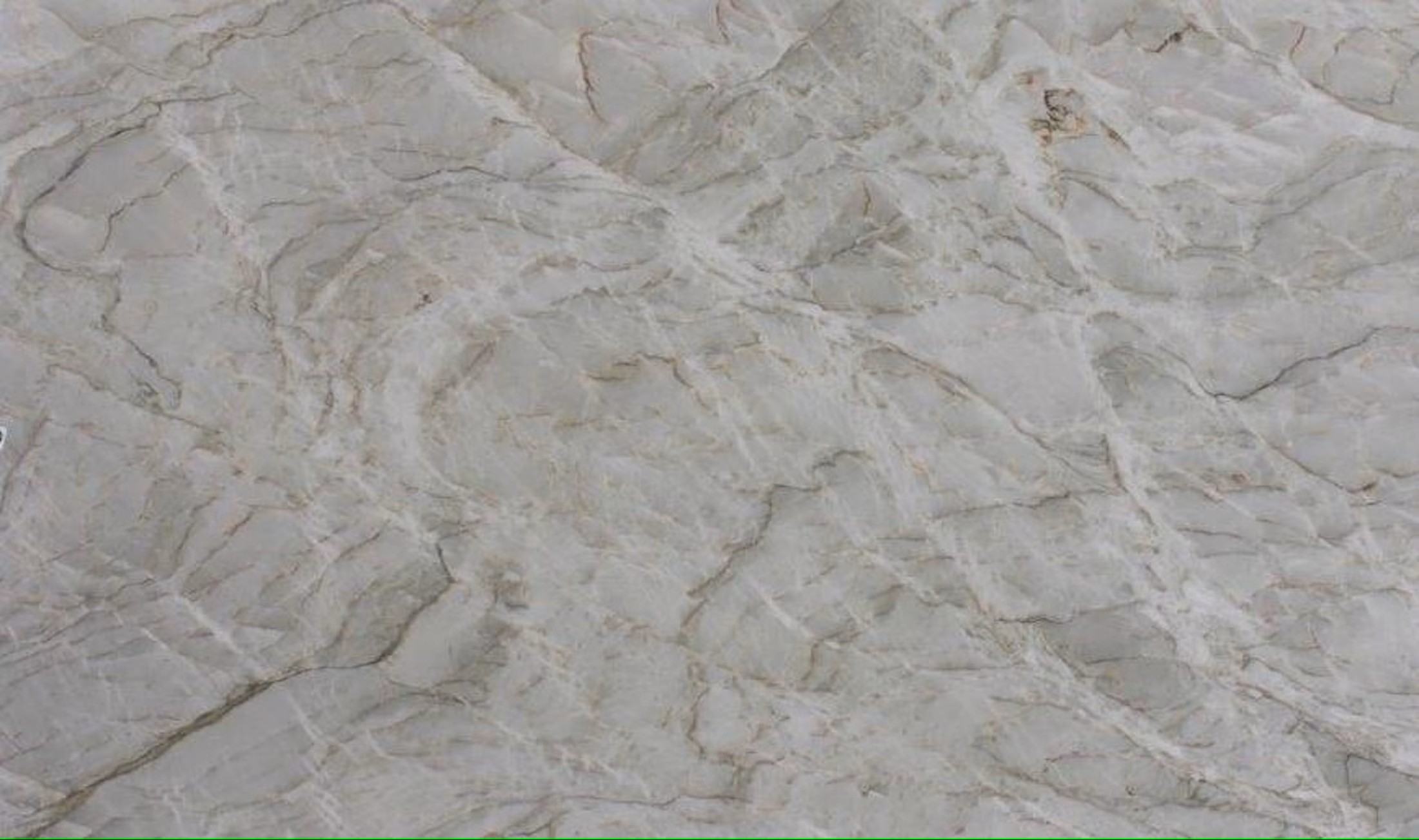 Épaisseur et finition de tranche du coloris Vancouver en Quartzite Sensa