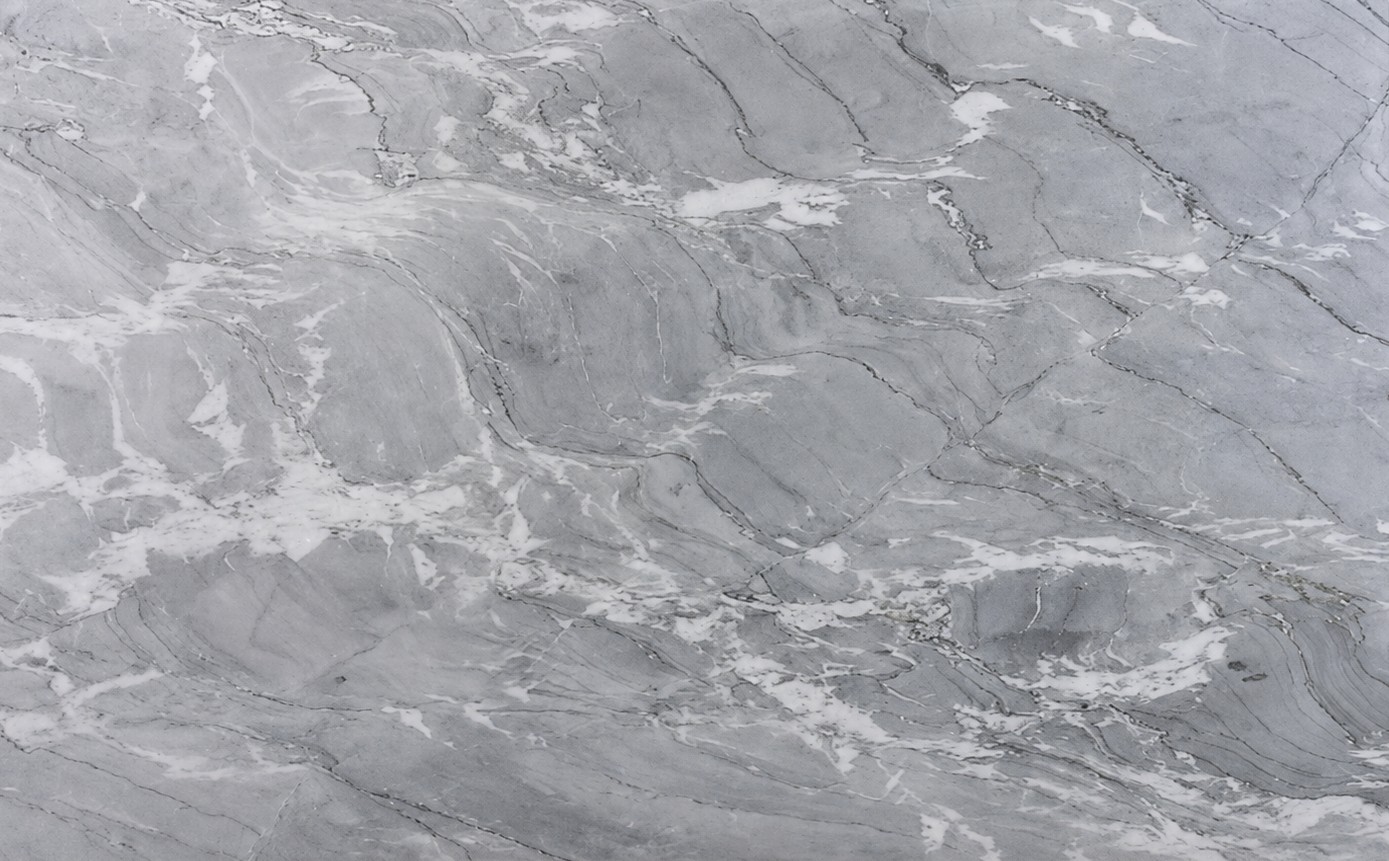 Épaisseur et finition de tranche du coloris Midnight en Quartzite