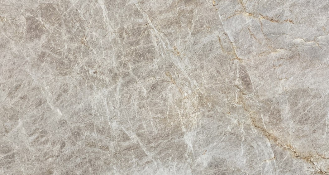 Épaisseur et finition de tranche du coloris Perla Santy en Quartzite