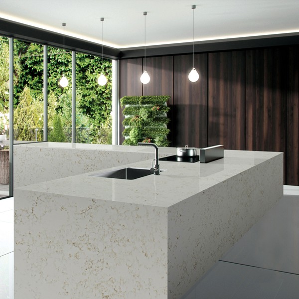 Réalisation n°3 du plan de travail Carrara Ambera en Quartz Mstone
